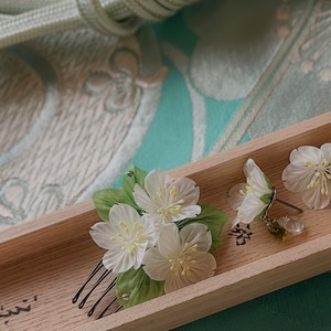 はじまりの桜　髪飾り／ブローチ