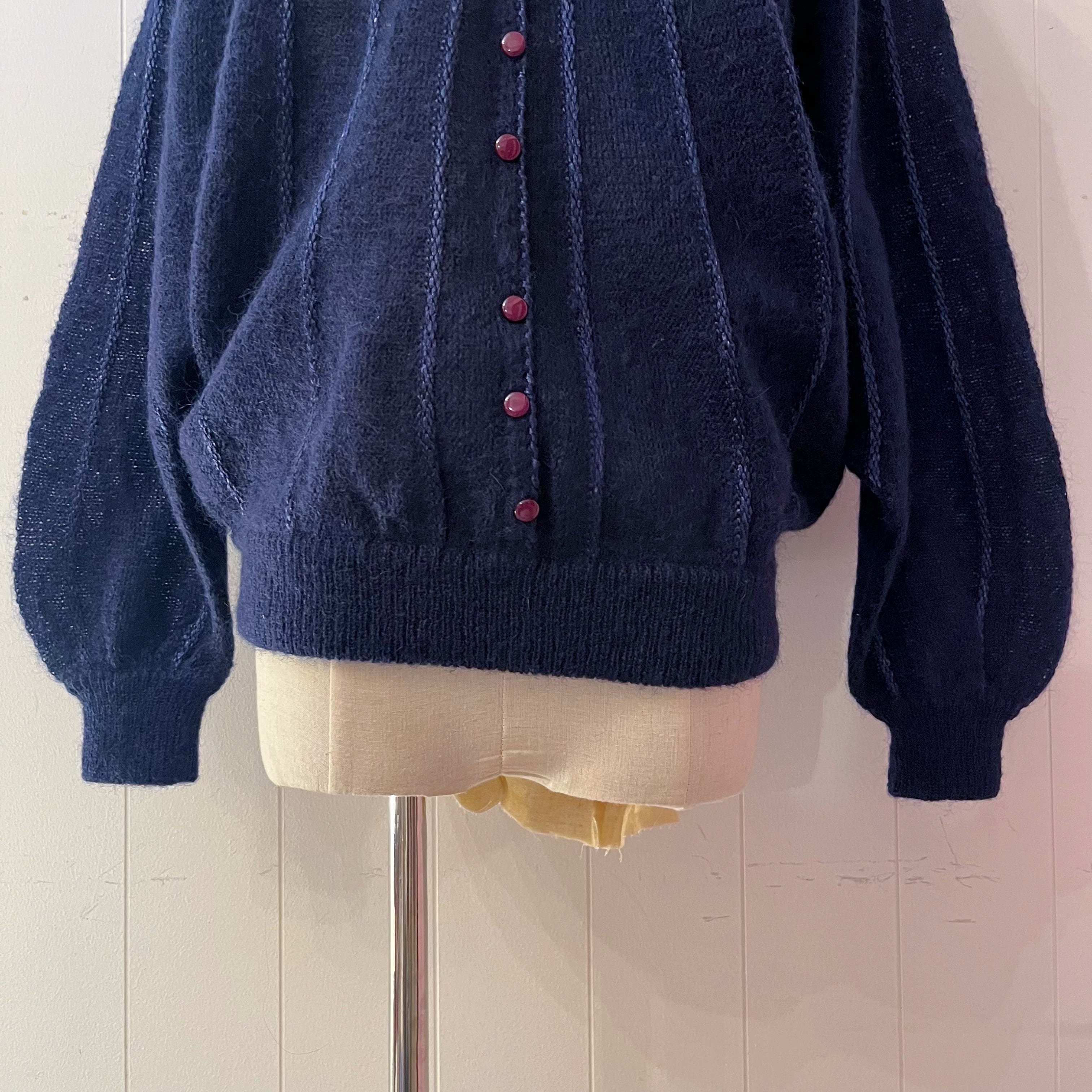 blue radial pattern knit sweater