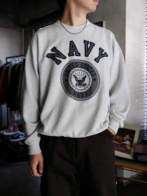 Used NAVY sweat