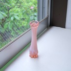 ベビーピンクの一輪挿し