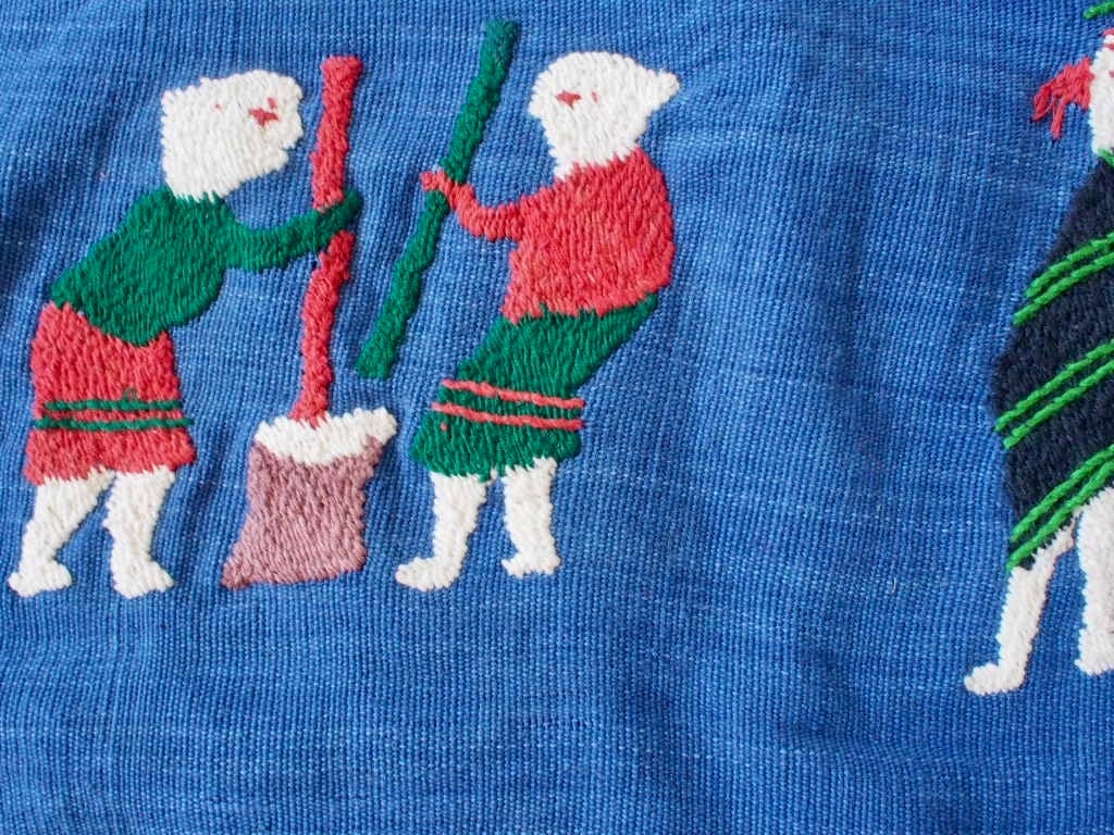 NAGA TRIBE - EMBROIDERY TAPESTRY / BLUE | casablanca