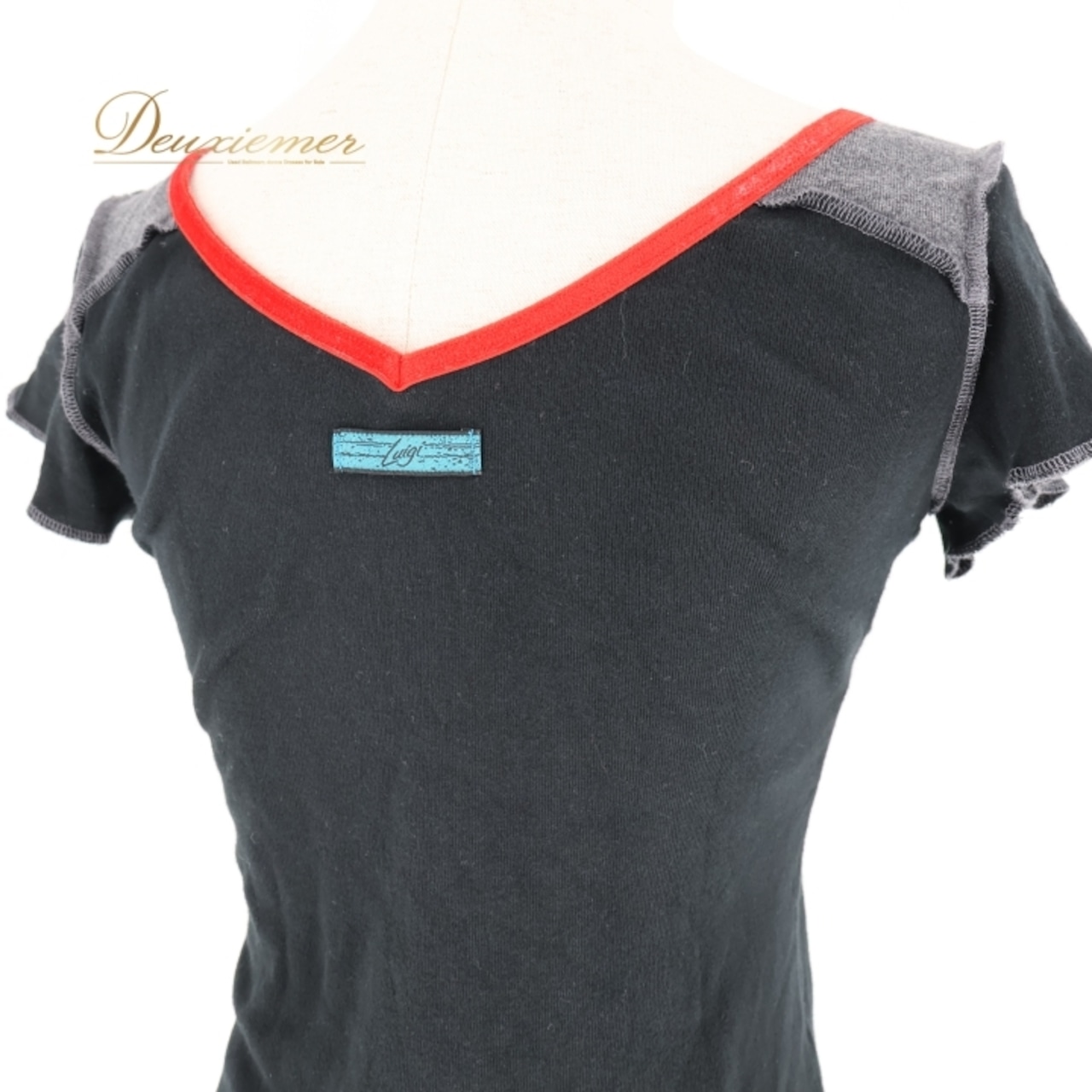 社交ダンス 衣装 トップス Tシャツ ブラック系 チャコット Luigi 黒 赤 日本製 練習 レッスン 伸縮 ストレッチ バレエ ヨガ リボン 半袖 かわいい シンプル ダンス衣装 イベント Chacott レッド系 グレイ系