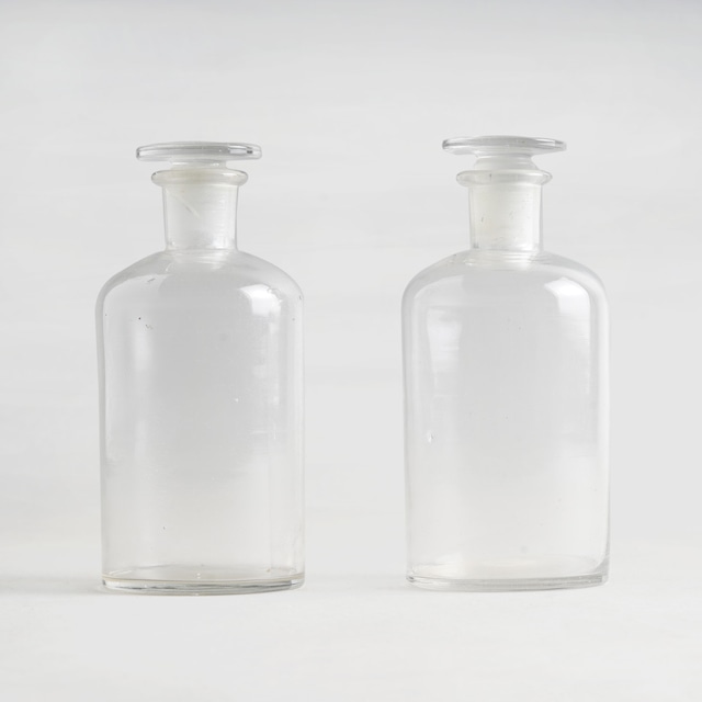古物｜薬瓶２個セット：透明・細口