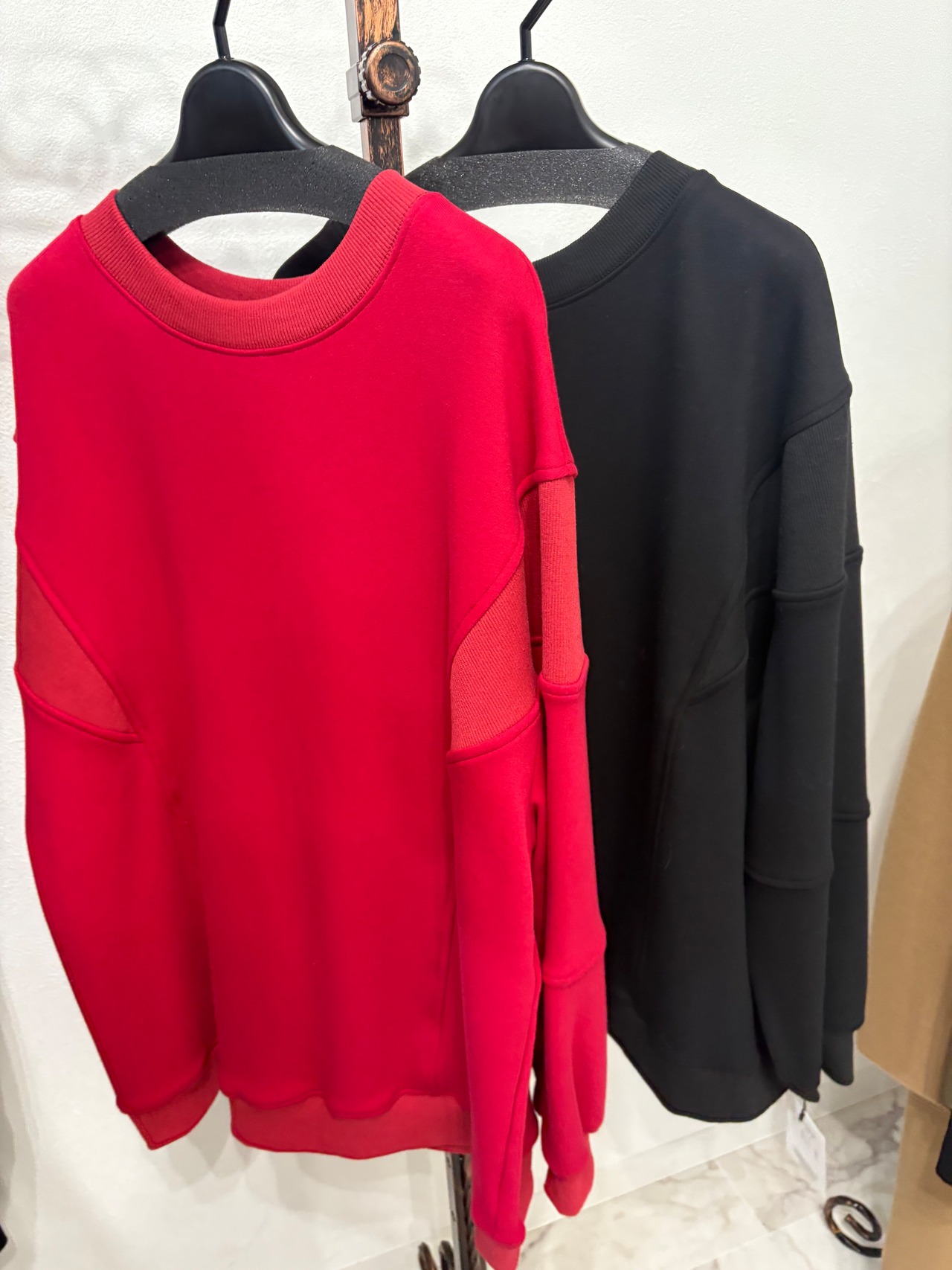 ATELER SIX 裏起毛　オーバーサイズトレーナー　21256508