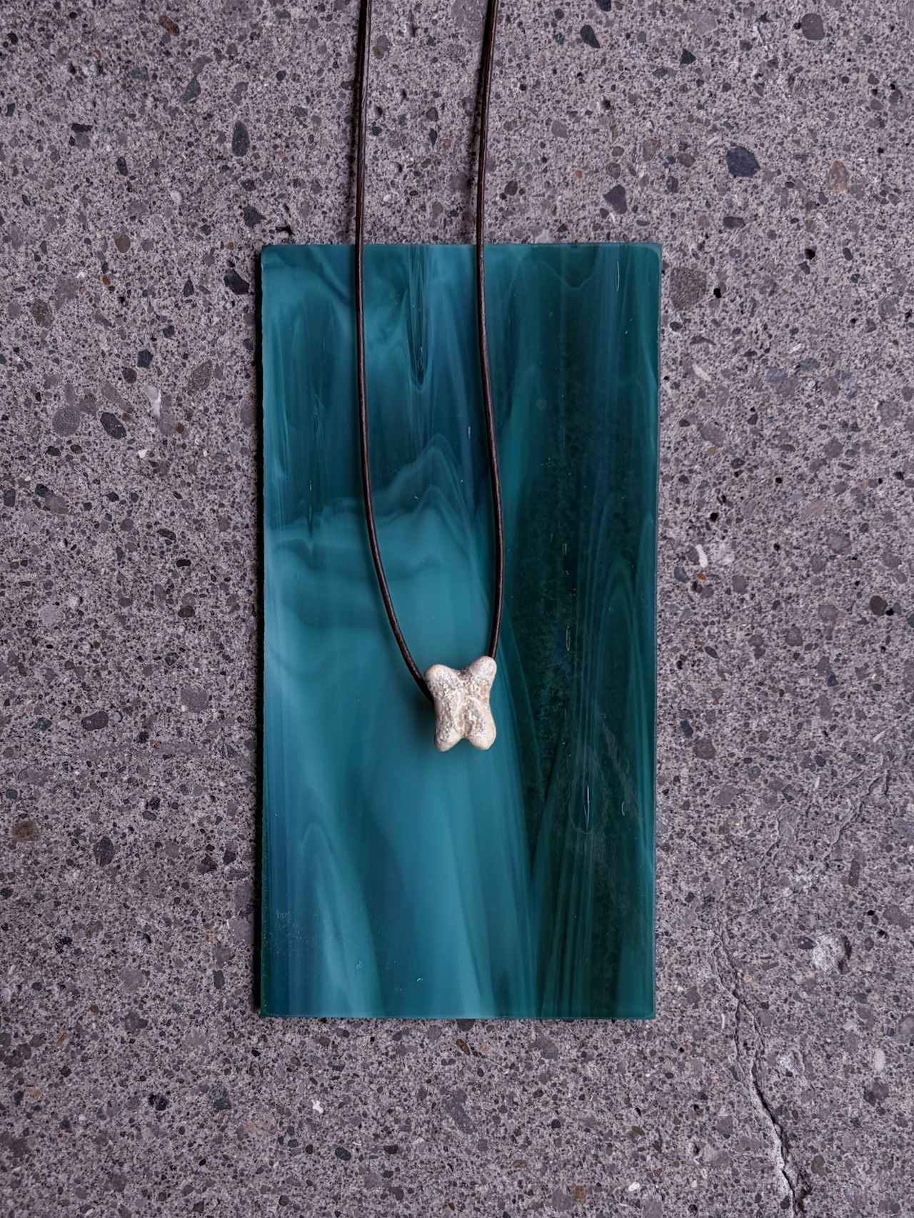 Noi × Bababa／ceramics charm necklace short