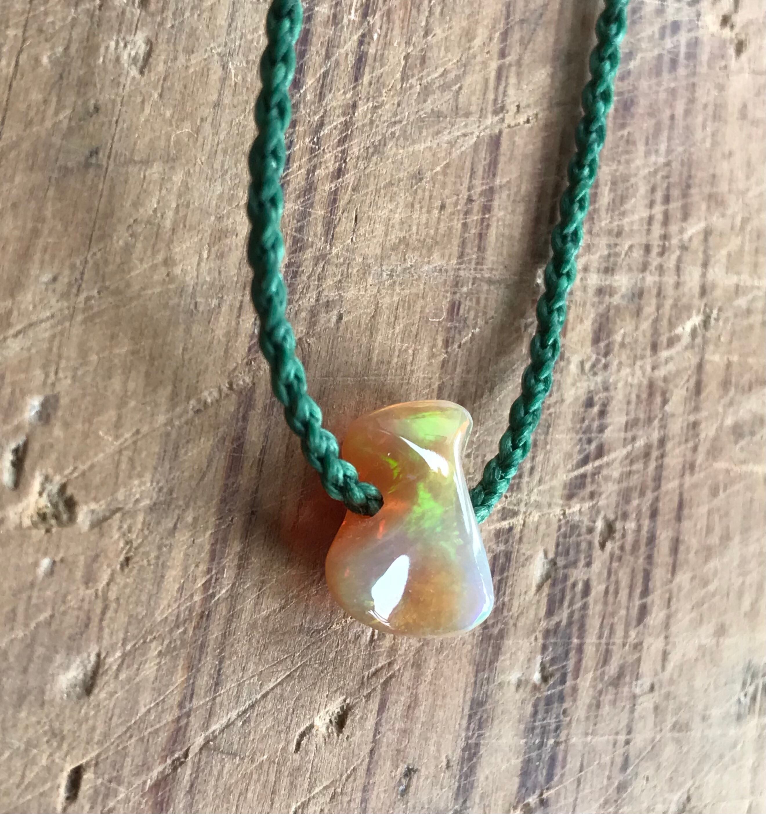 大粒‼︎ 世界的に珍しいスリランカ産 サファイア原石(ガラスボディ)⑤