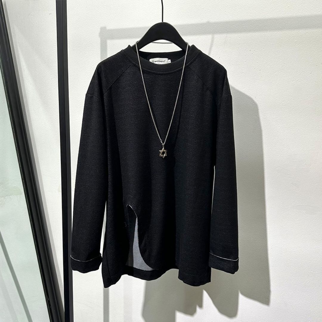 Slit Sweatshirt