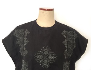 [ 新延様 order ] ソロチカ刺繍のリネンツイル ノースリーブワンピース -dark brown-