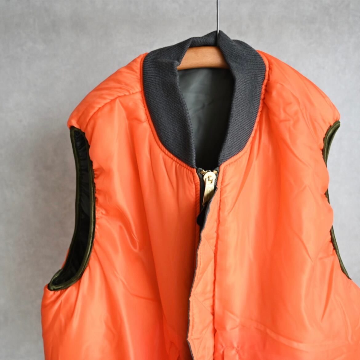別倉庫からの配送 新品未使用Over TAILOR PIPING VEST HOMELESS design 