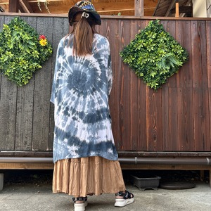 ぐるぐるタイダイカーディガン