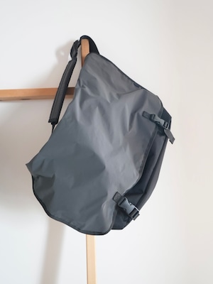 PACKING パッキング【 BLACK REFLECTIVE MESSENGER 】