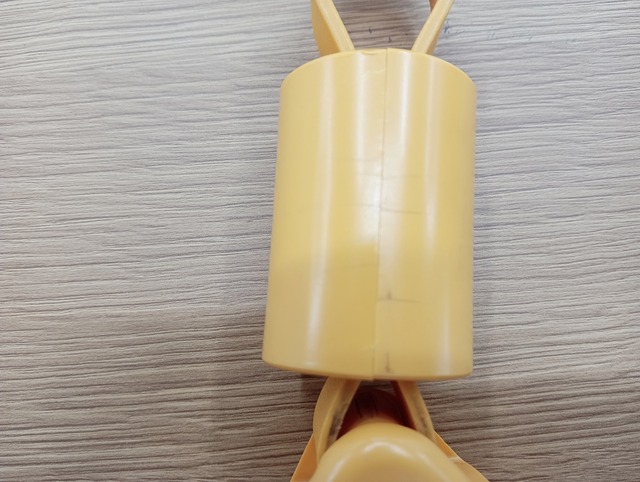 【廃品】りんかい線　黄色つり革（短）