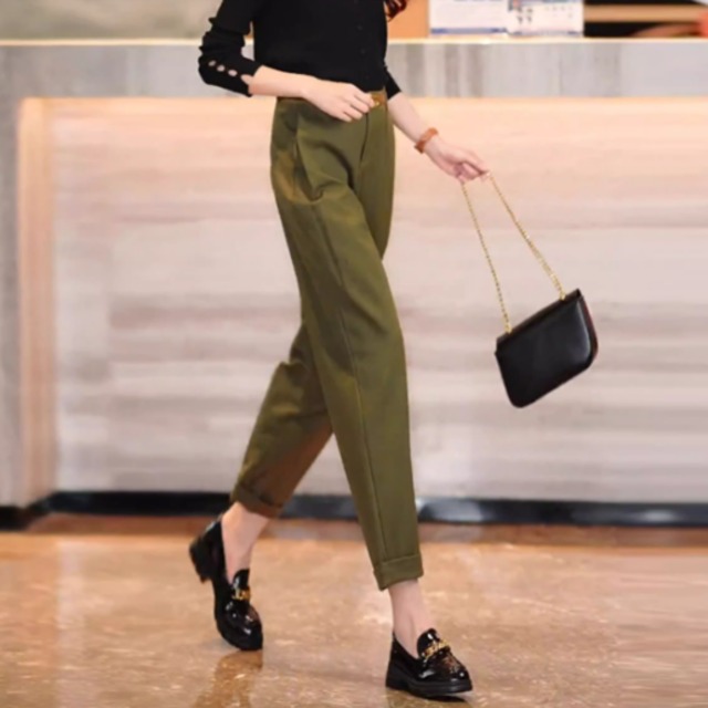 【送料無料】 テーパードパンツ 4色 スラックス ボトム ロング ポケット ファスナー かわいい 大人可愛い 大人女子 綺麗 シンプル カジュアル 大人 上品 おしゃれ お洒落 こなれ感 ラフ エレガント コンサバ 着痩せ レディライク ヘルシー 無地 秋 20代 30代 40代 レディース 女性用 ママ オフィス ビジネス OL 通勤 デート お出かけ 女子会 お呼ばれ 休日 お茶会 授業参観 着回し 普段使い ファッション コーデ スタイル デイリーユース オーバーシルエット 垢抜け 動きやすい