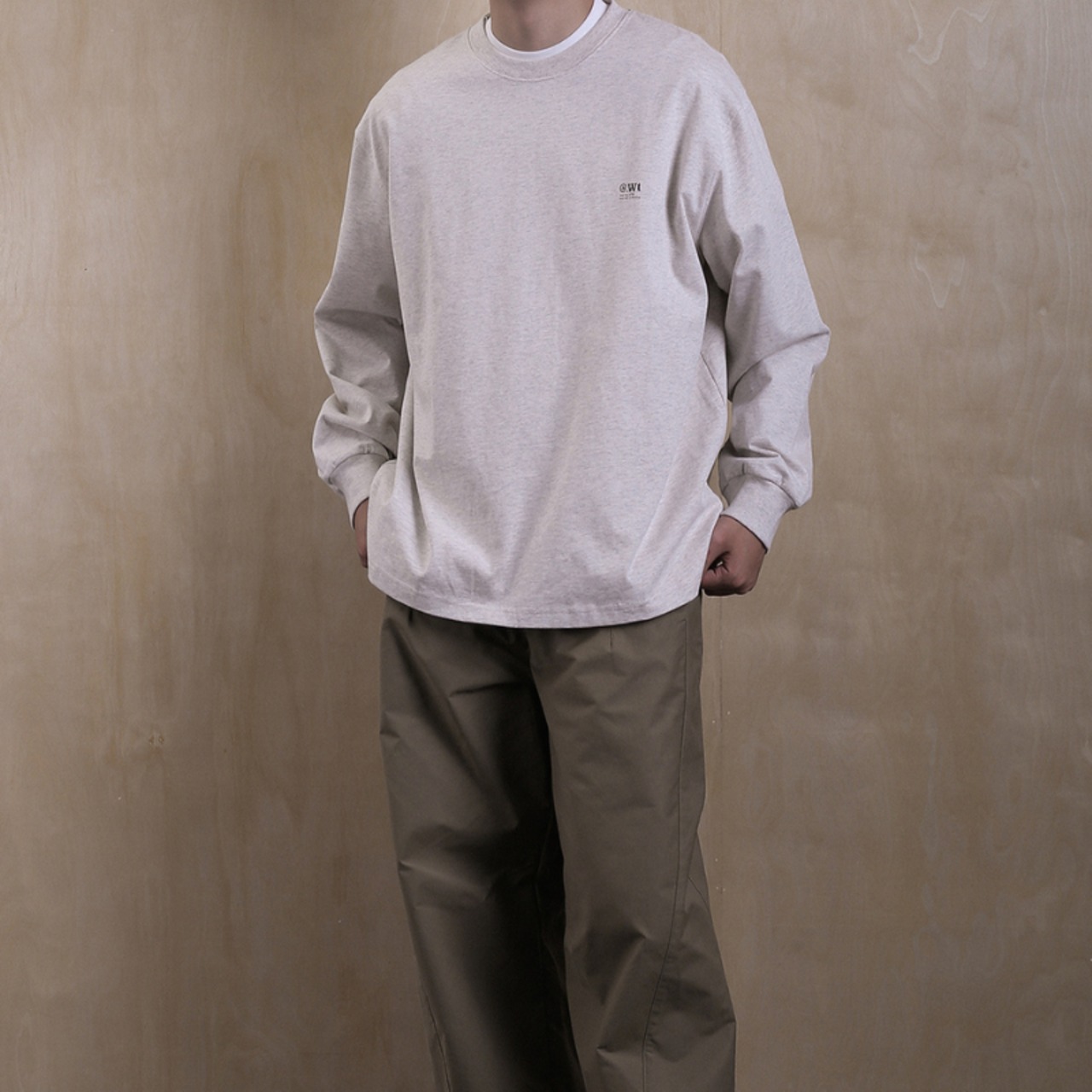 ロゴラウンドネックルーズロングTシャツ　0809