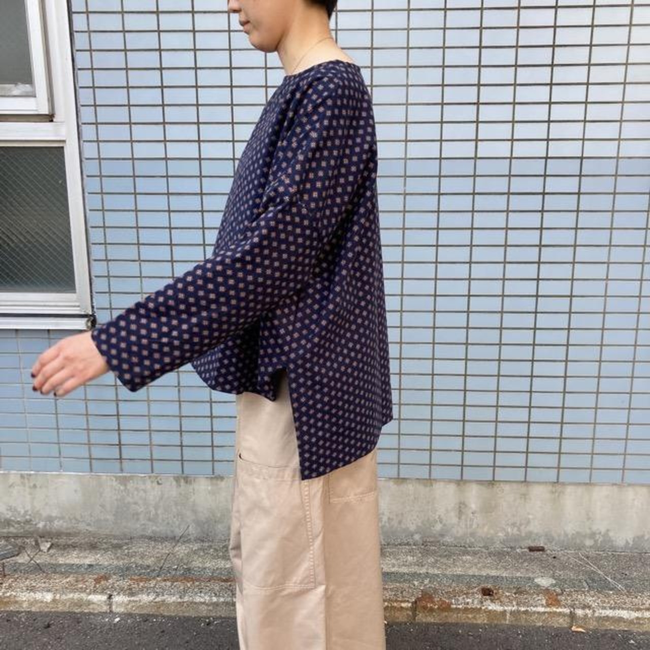 ICHI（イチ）　小紋柄ブラウス　ネイビー