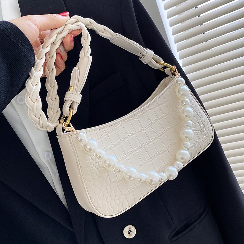 レッドパターンパール 真珠 メッセンジャーバッグ Tiancai_Wing_Bag8269085882