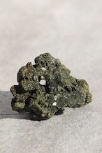 エピドート「山のカケラ」Epidote|天然石 原石 鉱物 パワーストーン | EP-I-001