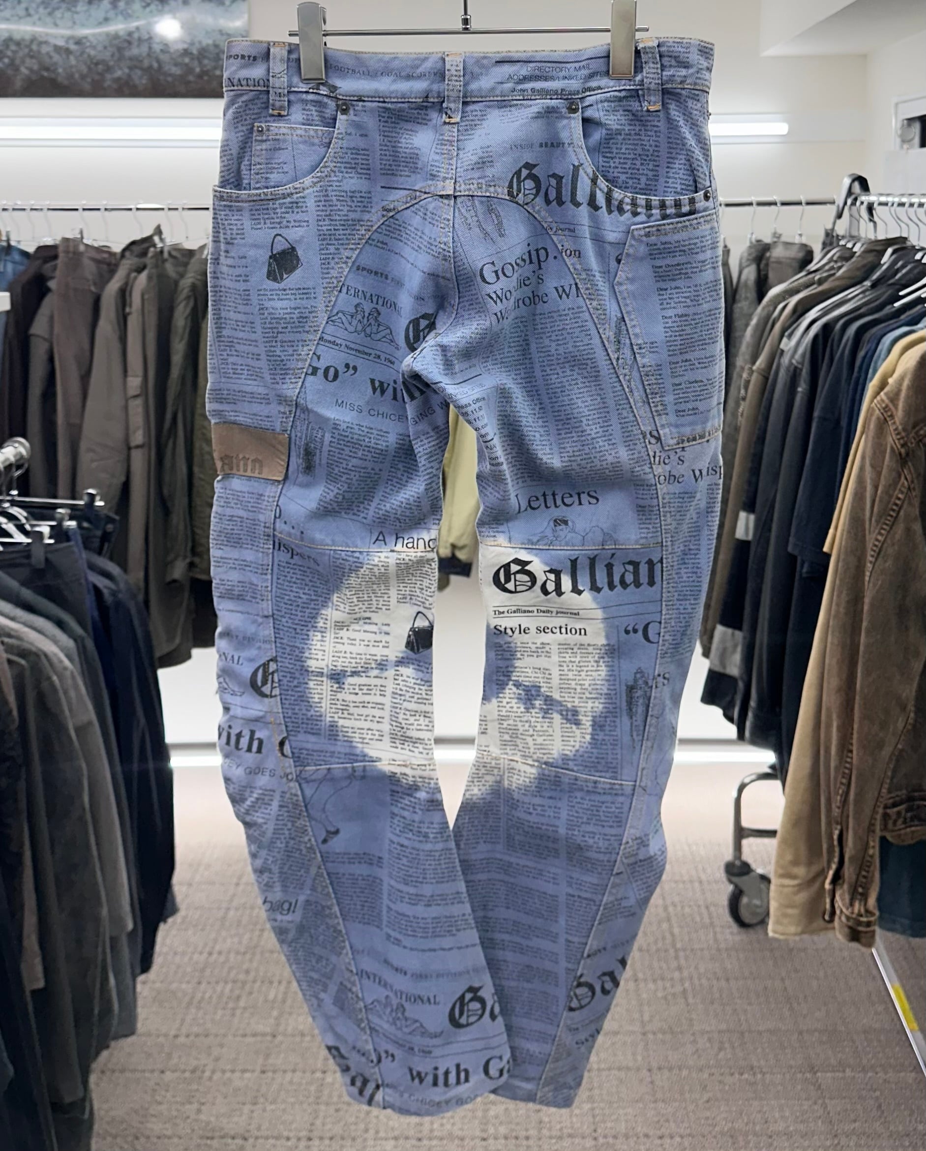 SS2006 JOHN GALLIANO GAZETTE NEWSPAPER CURVED JEANS | ZSC