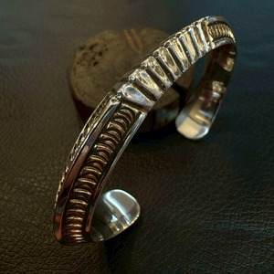 ライルセカテロ(Lyle Secatero) 14Kトライアングルバングル