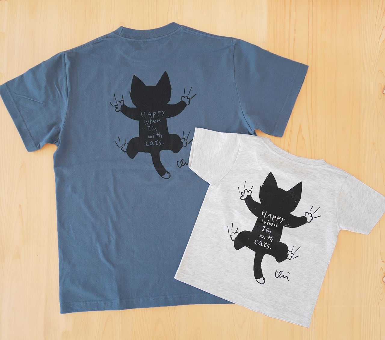 TシャツClinging Cat「せなかねこ」バックプリント：ライトグレー | necoya