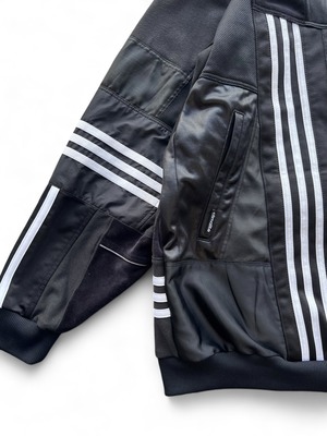 KOH ISHIGURO Upcycled Crazy Patchwork Track Jaket -BLACK- Woman model