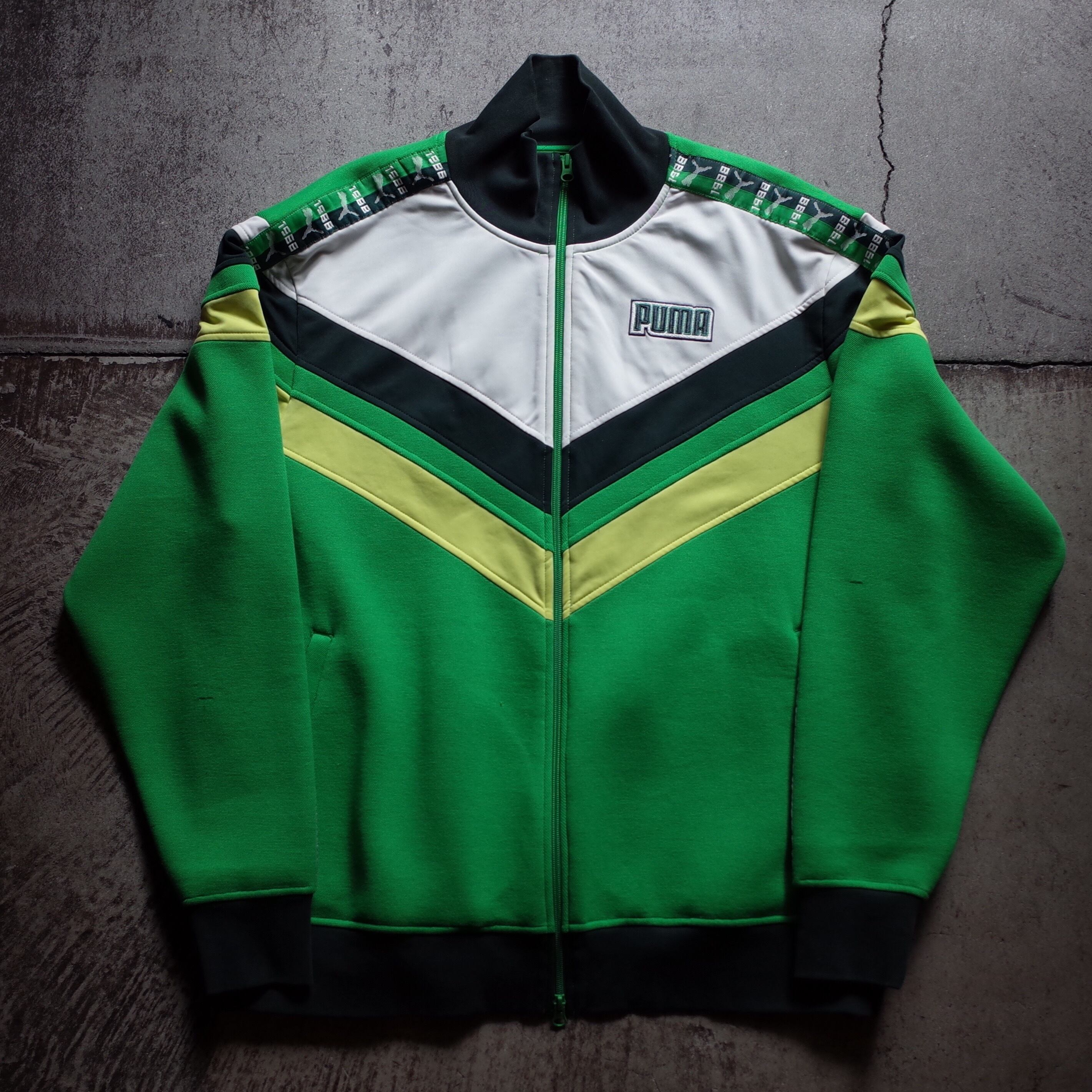 "PUMA" Switching Design Track Jacket FINCH vintage and archive store