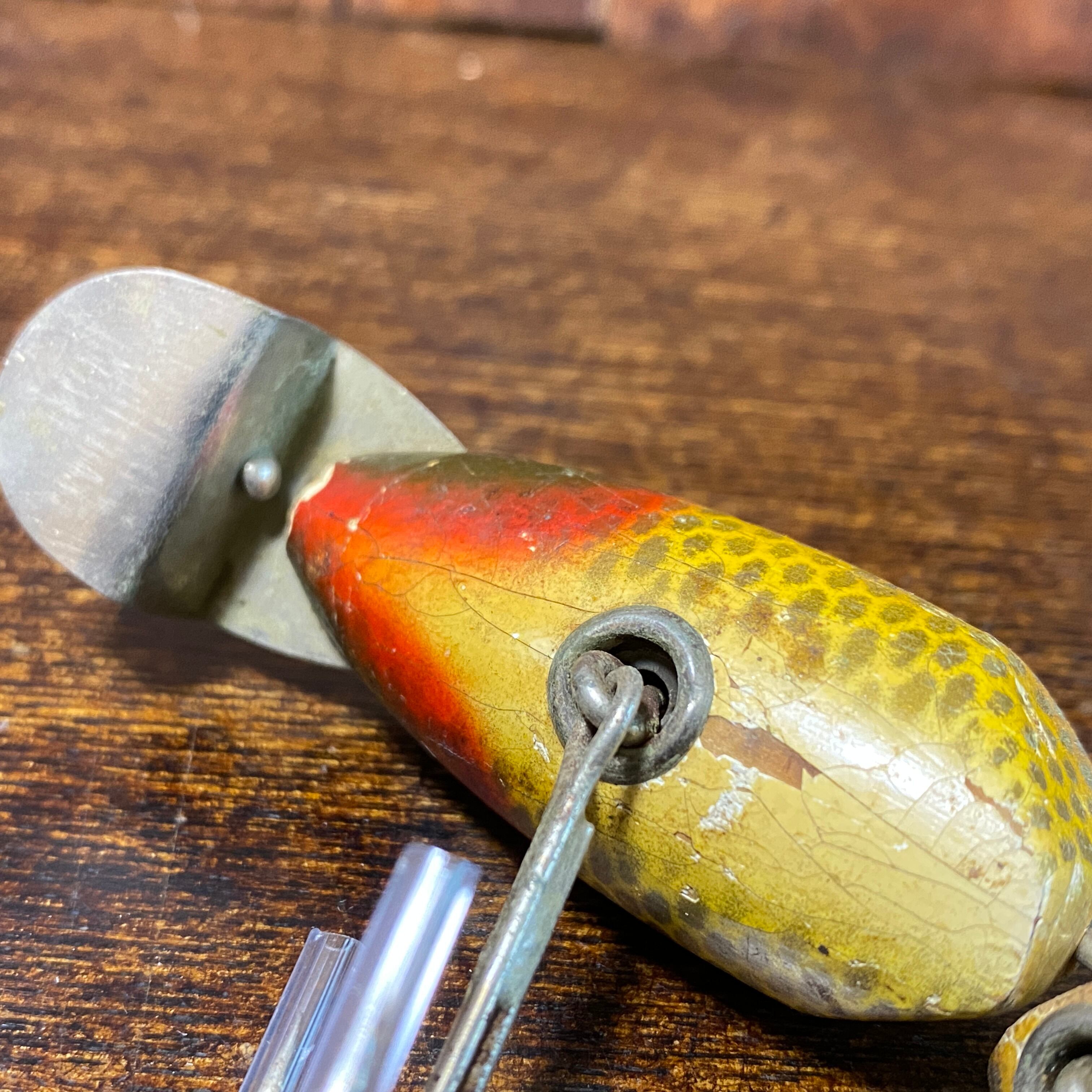 30's Creek Chub WIGGLE FISH（約25 g / ボディ9cm）[4057