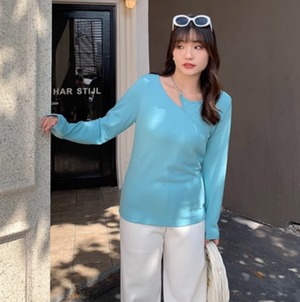トップス デート シャツ カットソー 袖あり 長袖 かわいい 大人可愛い きれいめ シンプル カジュアル 大人 上品 おしゃれ お洒落 主役級 存在感 春 秋 10代 20代 30代 レディース 女性用 OL 学生 デート お出かけ 公園デビュー 女子会 休日 イベント 旅行 着回し 普段使い ファッション コーデ 楽ちん モテ トレンド 流行 インスタ映え XL 2XL 3XL 4XL 大きいサイズ 大きい 大きめ ビッグサイズ ゆったり ゆる 黒 ブラック 青 ブルー