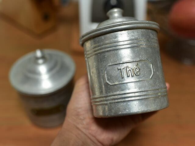 ブリキのキャニスター(B) The フレンチアンティーク