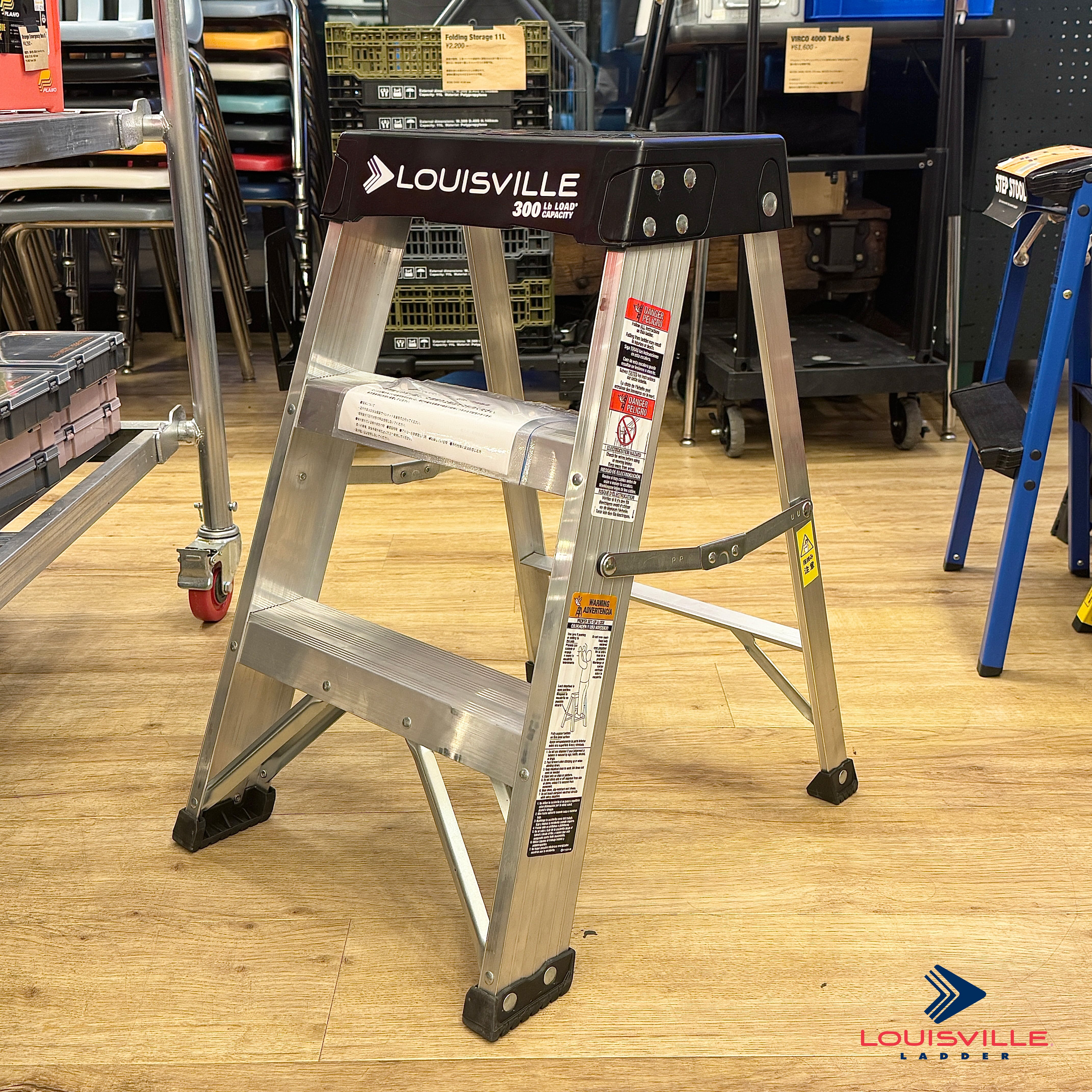【LOUISVILLE LADDER】Aluminum Step 2ft