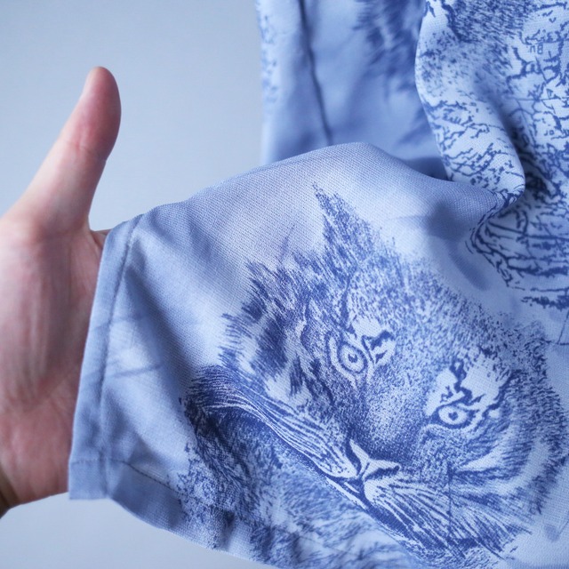 "虎" cold color full pattern super over silhouette shirt