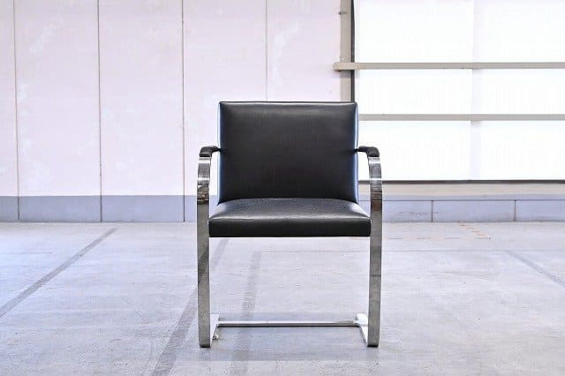 Knoll 42万「Brno chair/ブルーノチェア フラットバー 」本革 アーム 