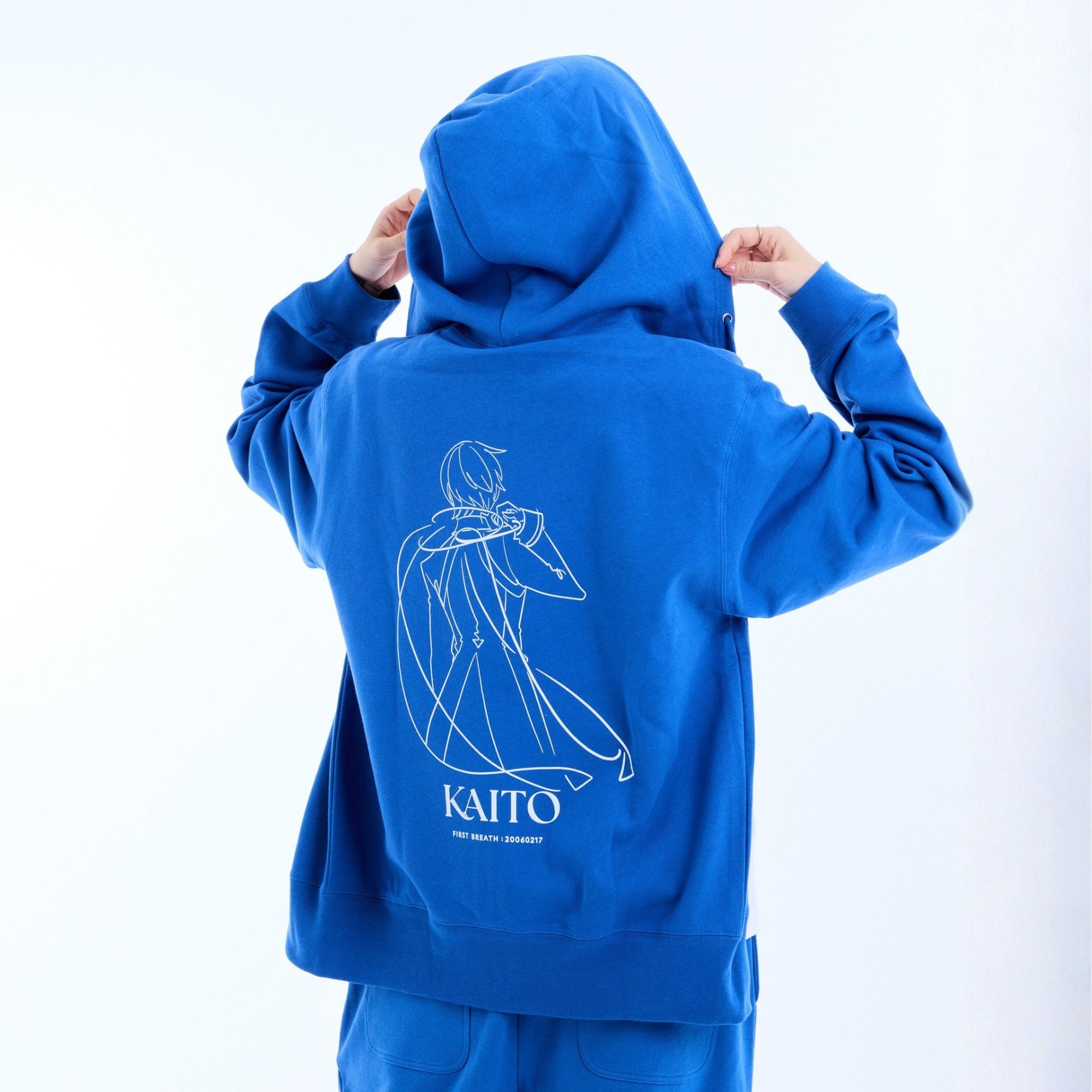 KAITO フロントジップフーディ | echo