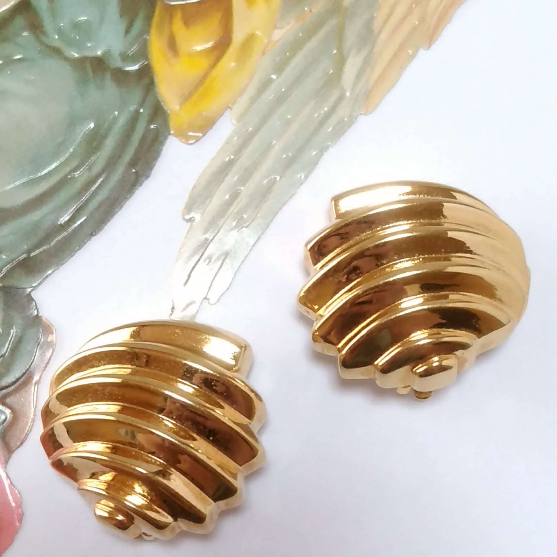 ST. JOHN》gold design vintage earrings セント・ジョン ヴィンテージイヤリング delightful  kicky uni vintageshop