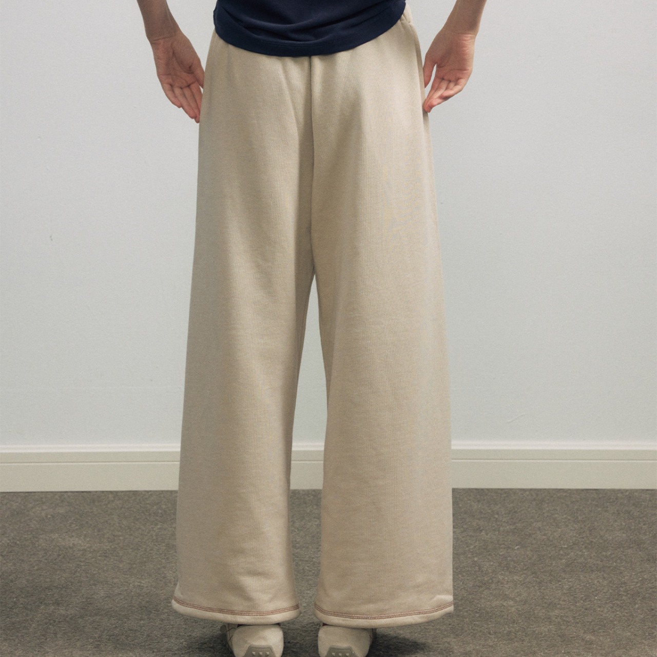 Drawstring Sweat Pants T3880