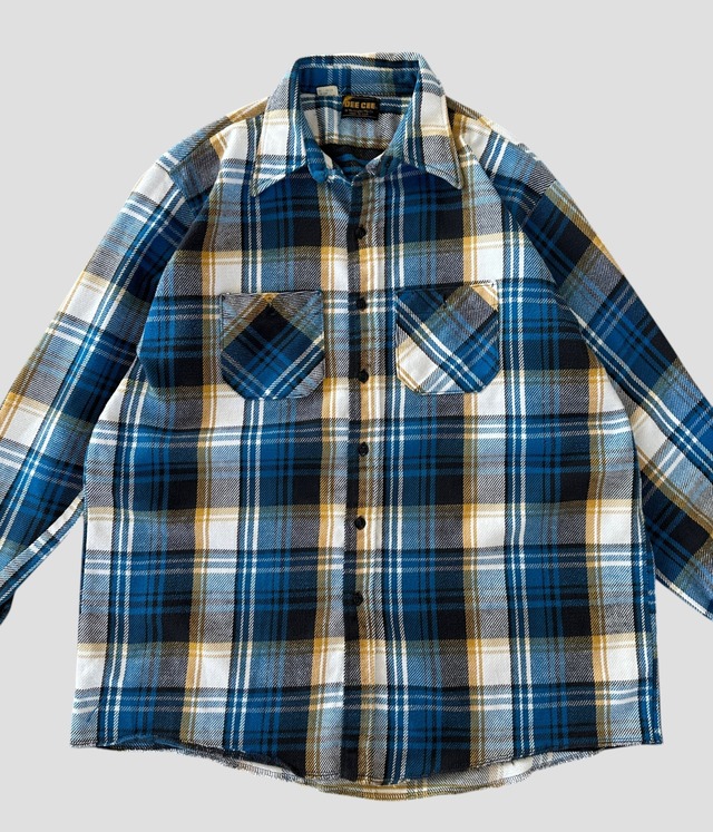 -DEE CEE- Vintage 70s XL Flannel Shirt
