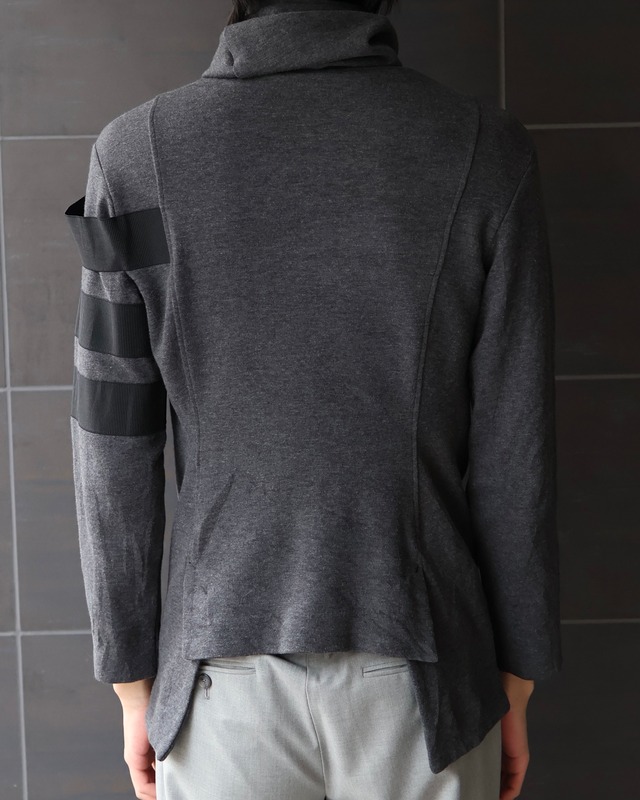 【Y-3】High neck double zip back detail top