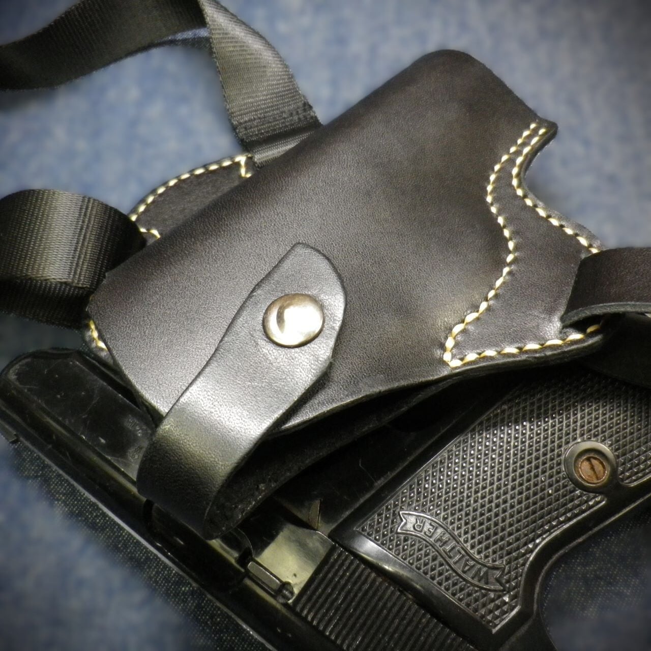 貴重　自動拳銃用（ワルサーＰＰＫ・モーゼルHSC等）革製ショルダーホルスター 本革製ワルサーPPK/s用ショルダーホルスター | JTGS（ガンホルスターの