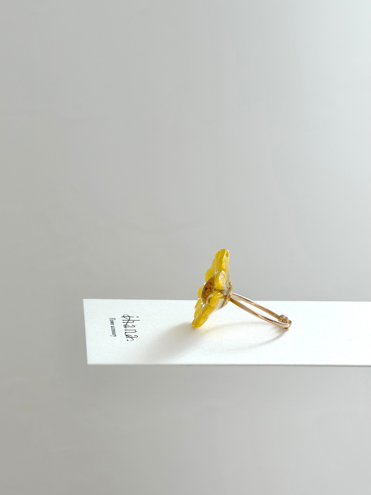 real flower ring「yellow daisy 」【1点限定】
