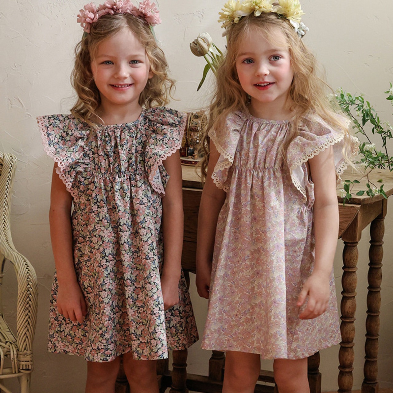 夏レトロ花柄ワンピース