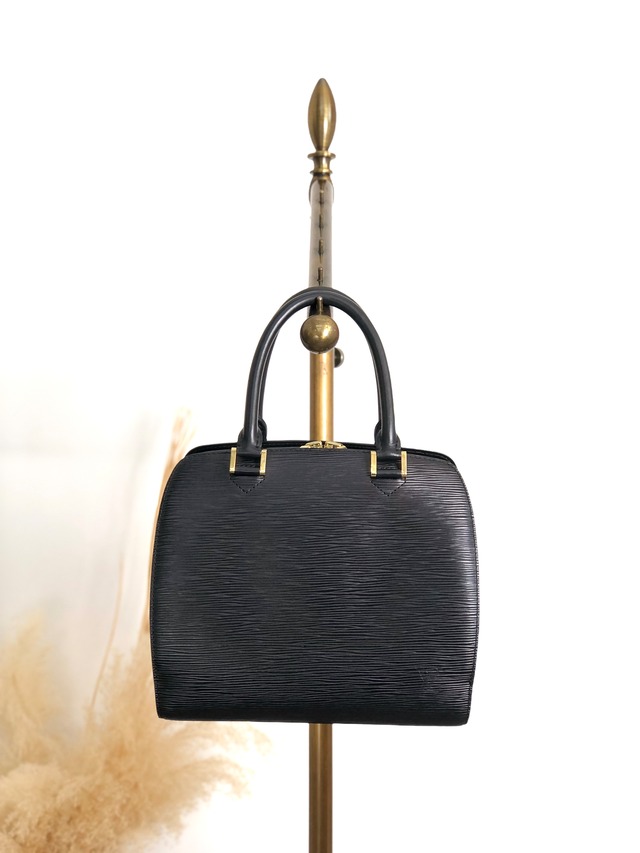 LOUIS VUITTON ルイヴィトン エピ ハンドバッグ ブラック レザー ポンヌフ vintage ヴィンテージ オールド dfb7ei