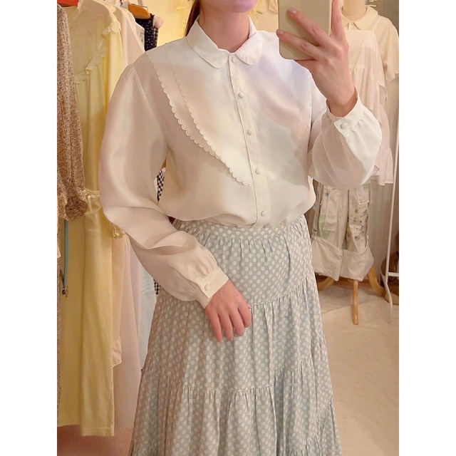 double round scallop white blouse