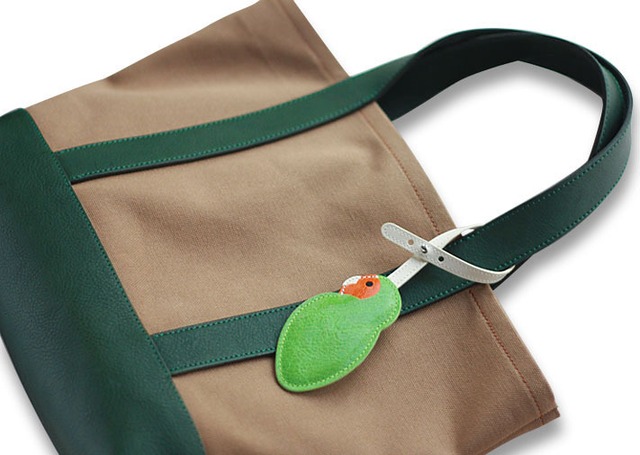 コザクラインコのチャーム・YW×OR[受注制作品]