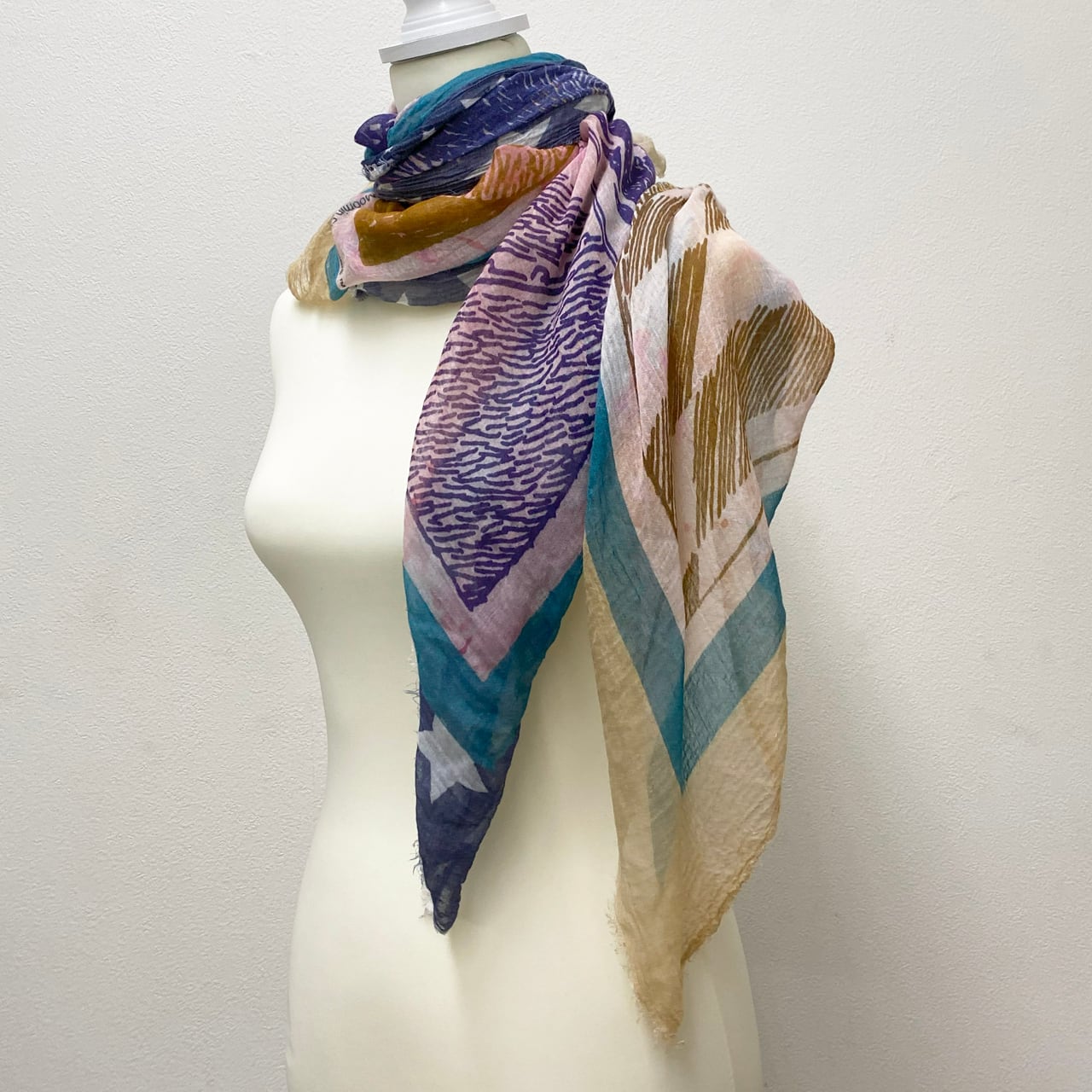 MOOMIN（ストール） | スヌーピーとのコラボ犬服、813 Ottotredici