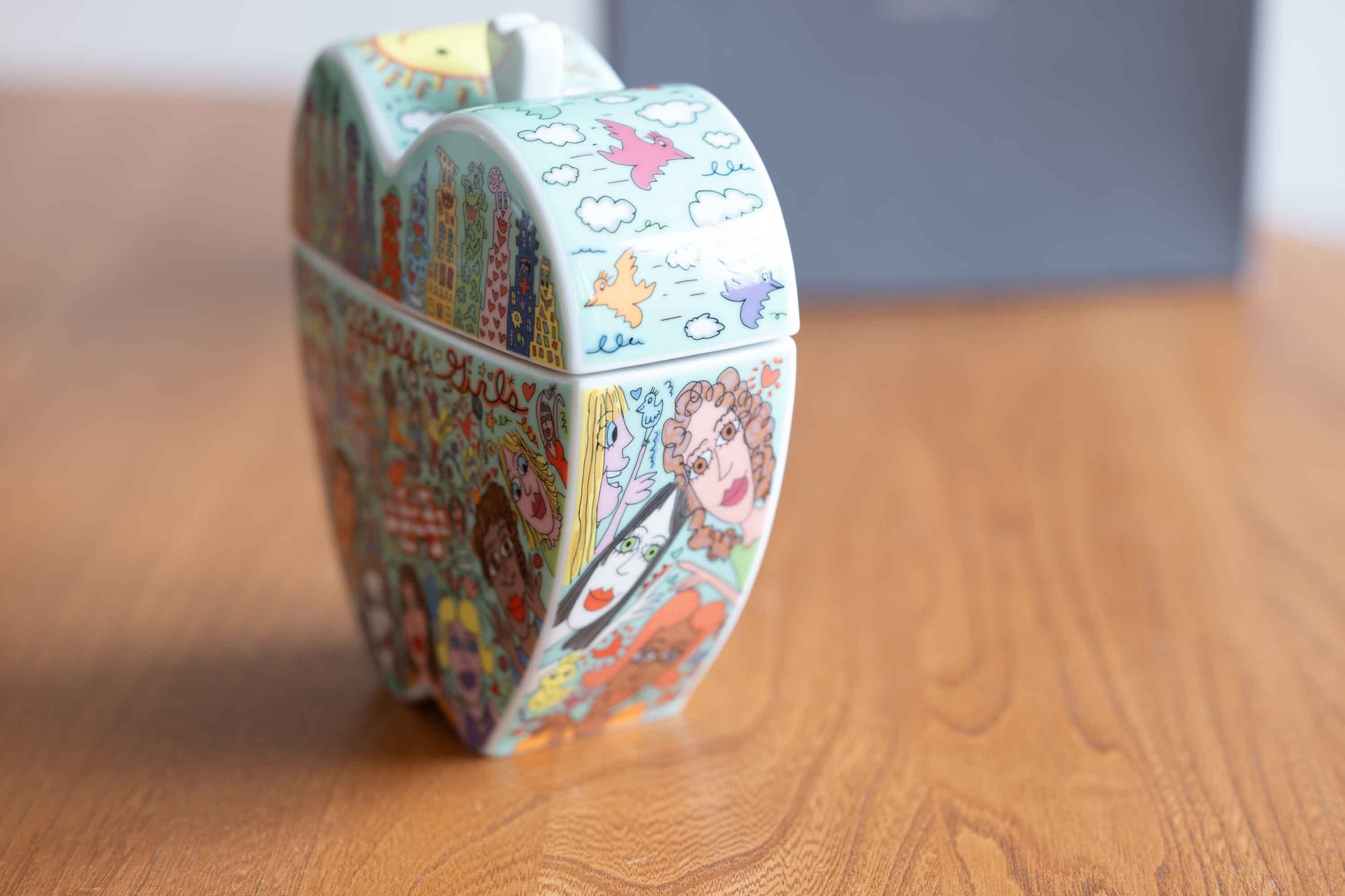James Rizzi ジェームス・リジィ デザイン- BIG APPLE GIRLS - 2002年