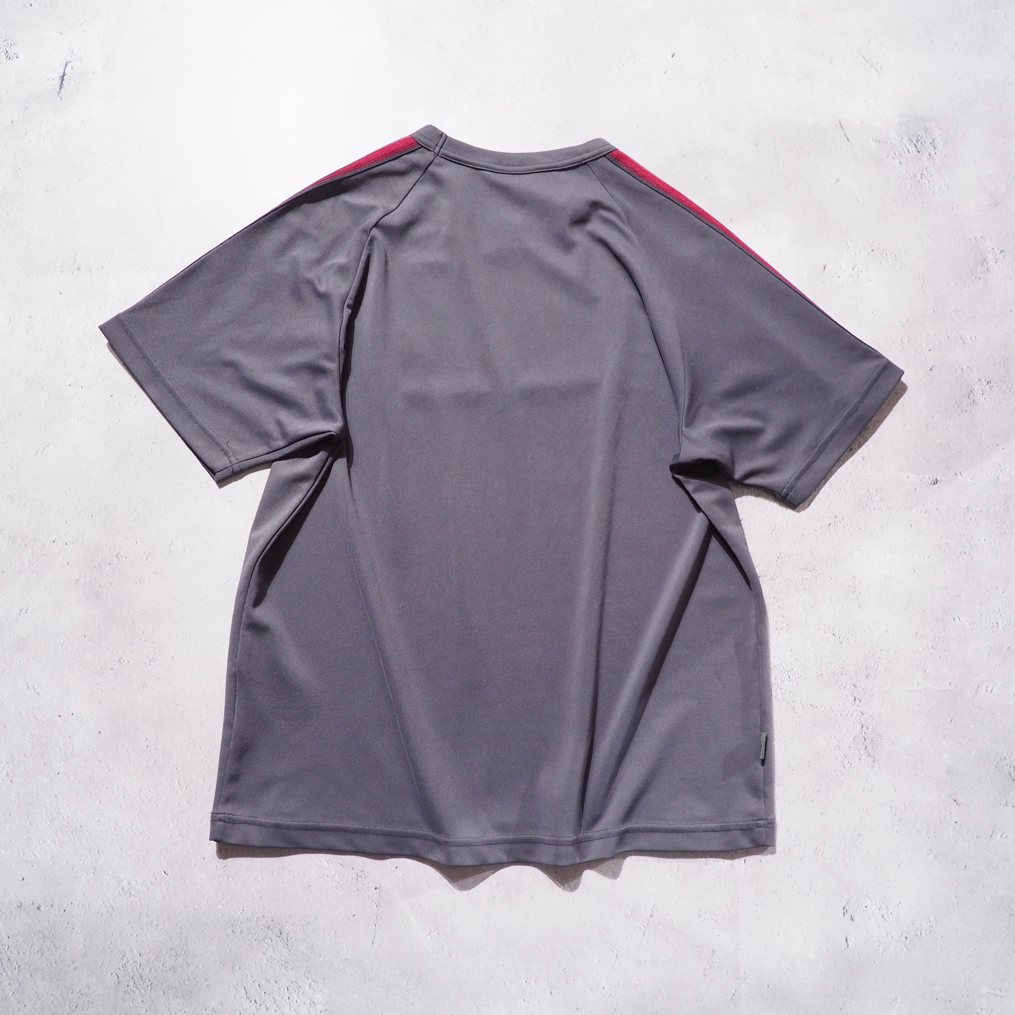 2000s " adidas " Tricolore three line Embbossed SS game Tee