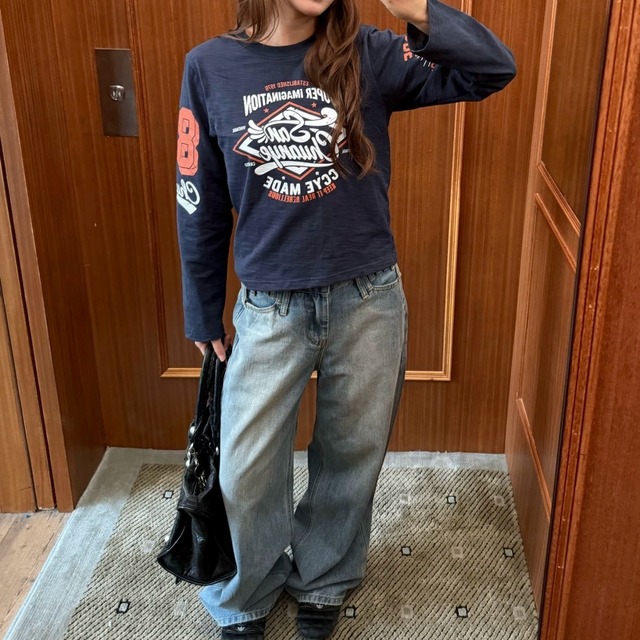 カレッジライクロゴグラフィックロングTシャツ 2col R02720