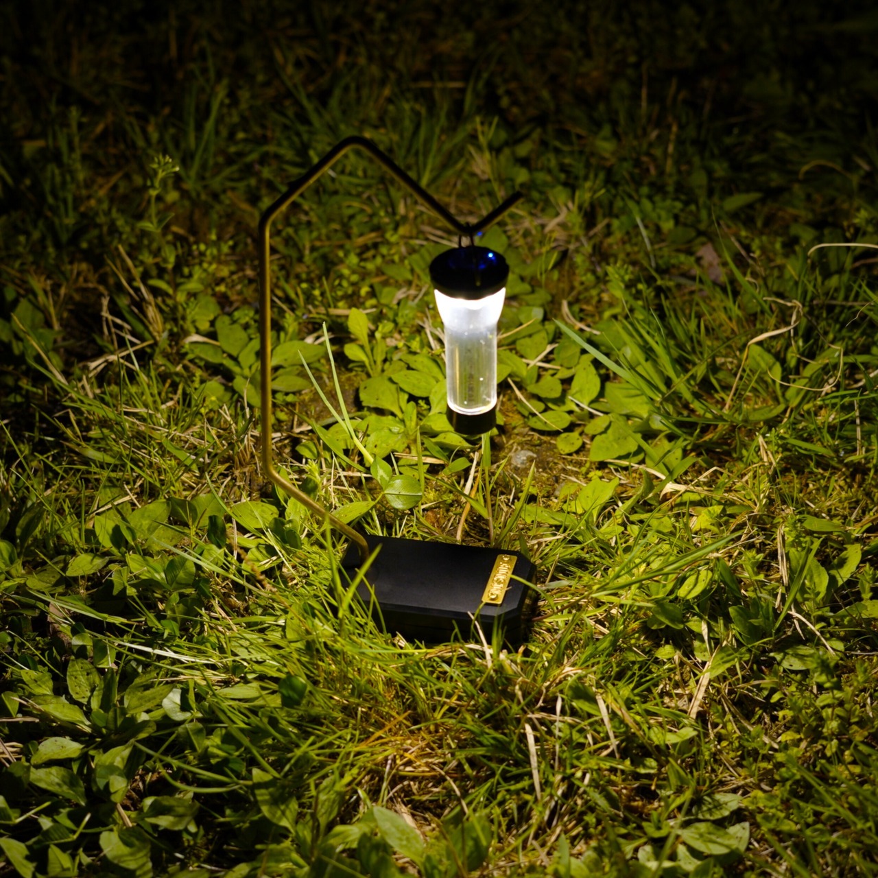 『MSMF-MGSTD-BK』（真鍮曲げﾗﾝﾀﾝｽﾀﾝﾄﾞ-ブラック樹脂土台）