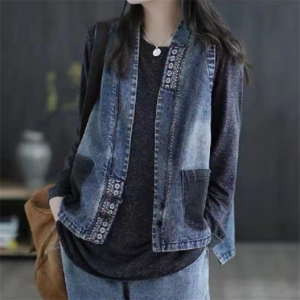 【送料無料】デニムジャケット 秋 ノースリーブ 大人可愛い 無地 カジュアル系 シンプルデザイン プチプライス 30代 40代 レディースファッション 可愛い お出かけ 女子会 デイリーユース お茶会 お呼ばれ 授業参観 大きめ ゆったり ラージサイズ プラスサイズ ブルー