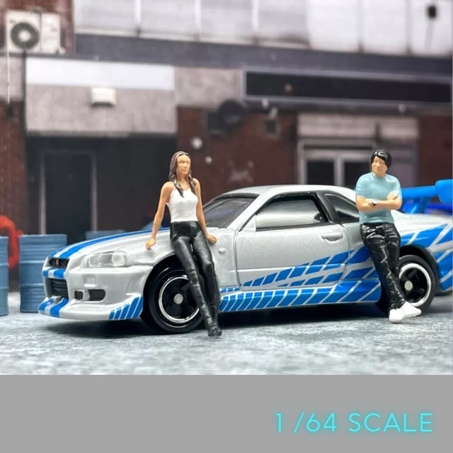 DIORAMA FIGURE Fast & Furious 2 People 1/64